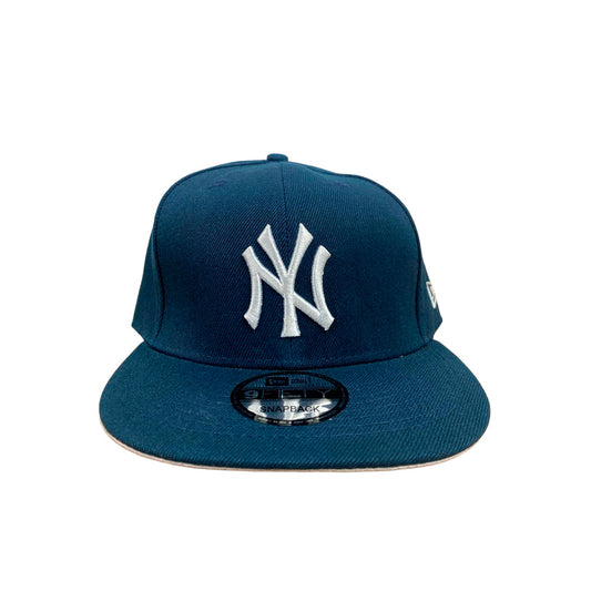 Gorra Snapback New Era 9Fifty Modelo New York Yankees MLB Color Azul